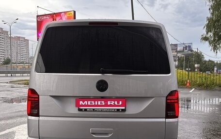 Volkswagen Caravelle T6 рестайлинг, 2018 год, 8 200 000 рублей, 5 фотография