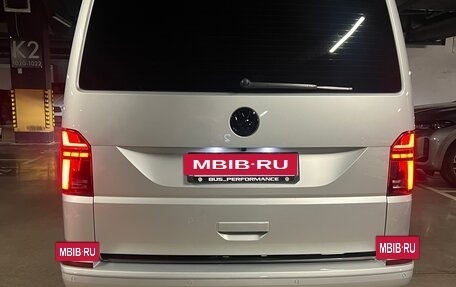 Volkswagen Caravelle T6 рестайлинг, 2018 год, 8 200 000 рублей, 14 фотография