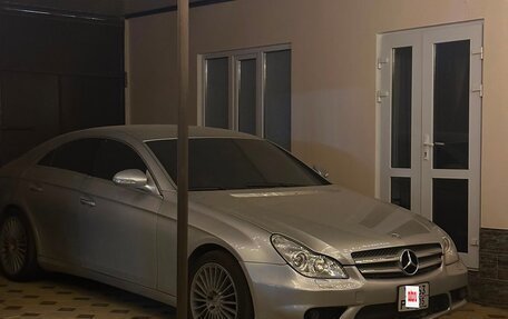 Mercedes-Benz CLS, 2005 год, 1 150 000 рублей, 2 фотография