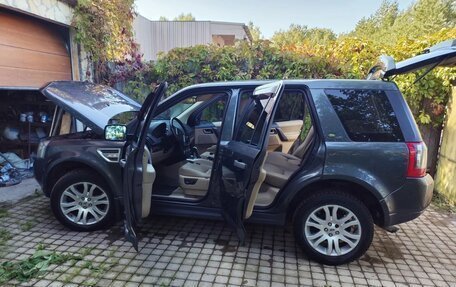 Land Rover Freelander II рестайлинг 2, 2010 год, 1 700 000 рублей, 2 фотография
