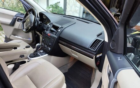 Land Rover Freelander II рестайлинг 2, 2010 год, 1 700 000 рублей, 16 фотография