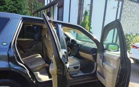 Land Rover Freelander II рестайлинг 2, 2010 год, 1 700 000 рублей, 15 фотография