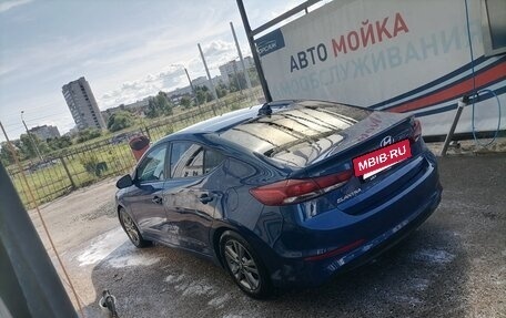 Hyundai Elantra VI рестайлинг, 2016 год, 1 200 000 рублей, 3 фотография