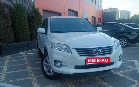 Toyota RAV4, 2010 год, 1 080 000 рублей, 12 фотография