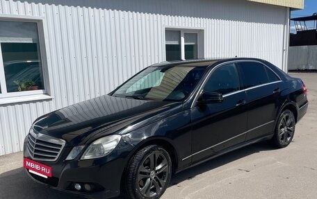 Mercedes-Benz E-Класс, 2012 год, 1 350 000 рублей, 4 фотография