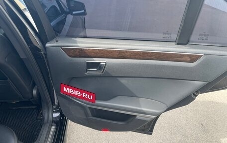 Mercedes-Benz E-Класс, 2012 год, 1 350 000 рублей, 15 фотография