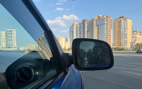 Renault Logan II, 2019 год, 950 000 рублей, 11 фотография