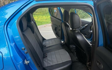 Renault Logan II, 2019 год, 950 000 рублей, 19 фотография