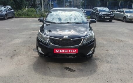 KIA Rio III рестайлинг, 2013 год, 630 000 рублей, 2 фотография