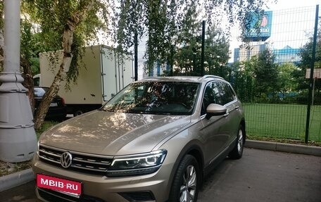 Volkswagen Tiguan II, 2018 год, 2 050 000 рублей, 23 фотография