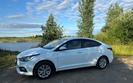 Hyundai Solaris II рестайлинг, 2018 год, 1 290 000 рублей, 1 фотография