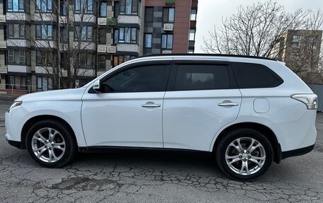Mitsubishi Outlander III рестайлинг 3, 2012 год, 1 380 000 рублей, 7 фотография