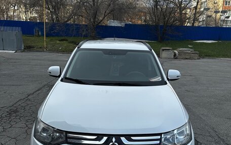 Mitsubishi Outlander III рестайлинг 3, 2012 год, 1 380 000 рублей, 5 фотография