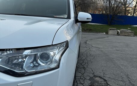 Mitsubishi Outlander III рестайлинг 3, 2012 год, 1 380 000 рублей, 3 фотография