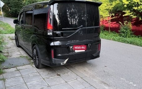 Honda Stepwgn IV, 2017 год, 2 350 000 рублей, 12 фотография
