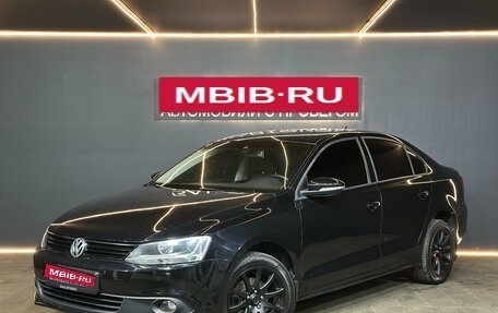 Volkswagen Jetta VI, 2013 год, 880 000 рублей, 1 фотография