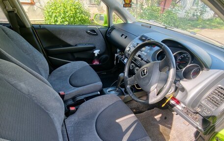Honda Fit III, 2002 год, 390 000 рублей, 7 фотография