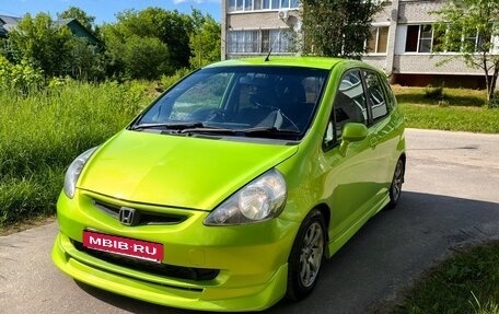 Honda Fit III, 2002 год, 390 000 рублей, 2 фотография
