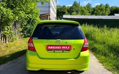 Honda Fit III, 2002 год, 390 000 рублей, 4 фотография