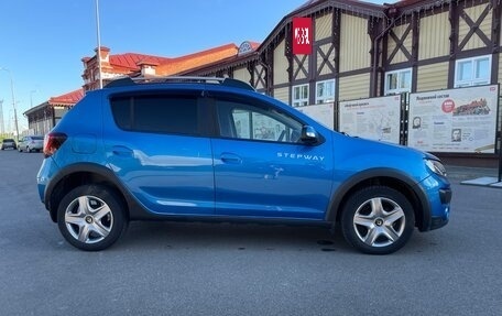 Renault Sandero II рестайлинг, 2015 год, 795 000 рублей, 4 фотография