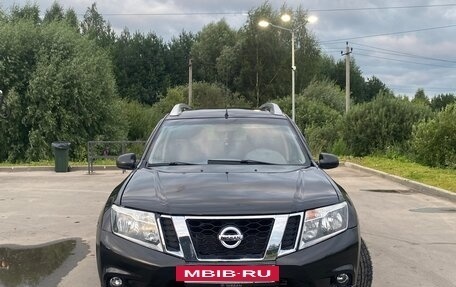 Nissan Terrano III, 2015 год, 730 000 рублей, 2 фотография