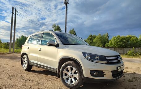 Volkswagen Tiguan I, 2011 год, 1 200 000 рублей, 4 фотография