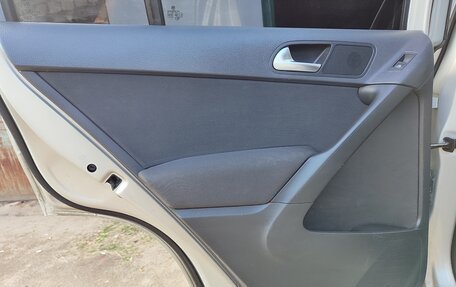 Volkswagen Tiguan I, 2011 год, 1 200 000 рублей, 10 фотография