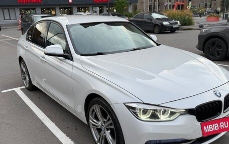 BMW 3 серия, 2016 год, 2 200 000 рублей, 3 фотография
