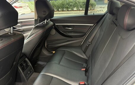 BMW 3 серия, 2016 год, 2 200 000 рублей, 13 фотография