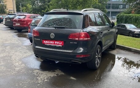 Volkswagen Touareg III, 2013 год, 2 500 000 рублей, 2 фотография