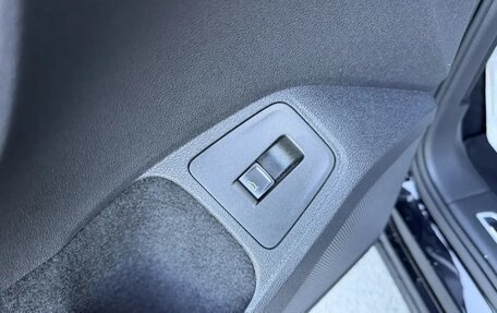 Volkswagen Tiguan II, 2022 год, 2 342 000 рублей, 12 фотография