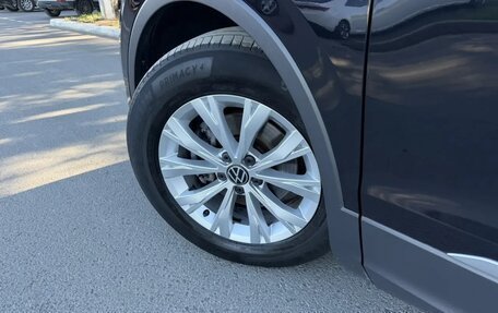 Volkswagen Tiguan II, 2022 год, 2 342 000 рублей, 5 фотография