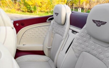 Bentley Continental GT III, 2019 год, 24 900 000 рублей, 2 фотография