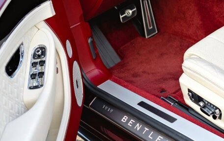 Bentley Continental GT III, 2019 год, 24 900 000 рублей, 8 фотография
