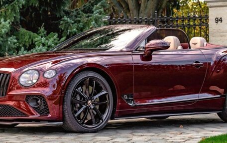 Bentley Continental GT III, 2019 год, 24 900 000 рублей, 7 фотография