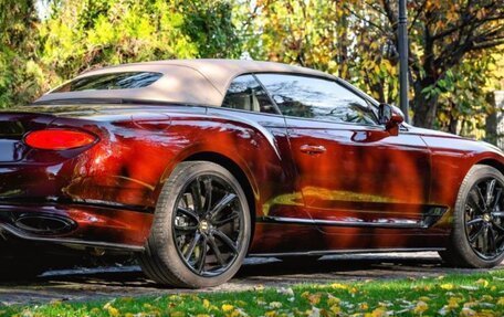Bentley Continental GT III, 2019 год, 24 900 000 рублей, 10 фотография