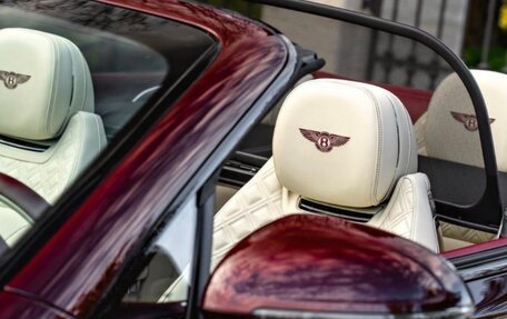 Bentley Continental GT III, 2019 год, 24 900 000 рублей, 5 фотография
