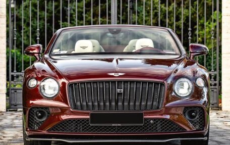 Bentley Continental GT III, 2019 год, 24 900 000 рублей, 6 фотография