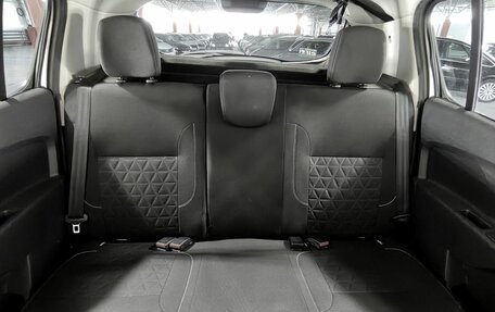 Renault Sandero II рестайлинг, 2015 год, 899 000 рублей, 16 фотография
