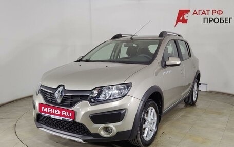 Renault Sandero II рестайлинг, 2015 год, 899 000 рублей, 3 фотография