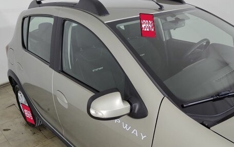Renault Sandero II рестайлинг, 2015 год, 899 000 рублей, 20 фотография