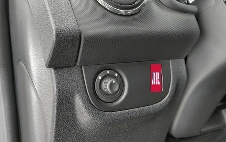 Renault Sandero II рестайлинг, 2015 год, 899 000 рублей, 19 фотография