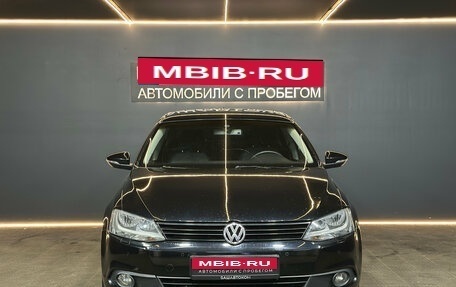 Volkswagen Jetta VI, 2013 год, 880 000 рублей, 2 фотография