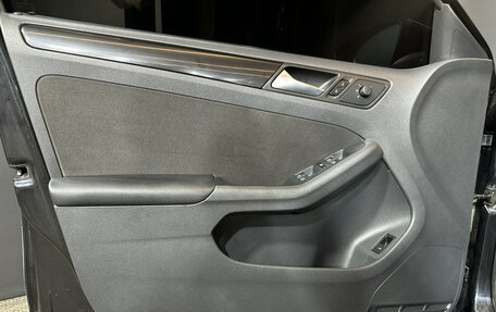 Volkswagen Jetta VI, 2013 год, 880 000 рублей, 17 фотография