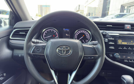 Toyota Camry, 2019 год, 2 150 000 рублей, 9 фотография