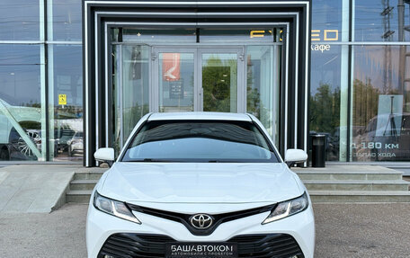 Toyota Camry, 2019 год, 2 150 000 рублей, 3 фотография