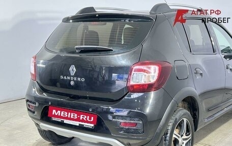 Renault Sandero II рестайлинг, 2015 год, 870 000 рублей, 3 фотография