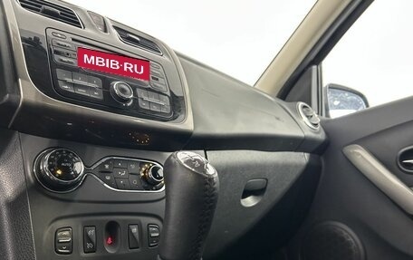 Renault Sandero II рестайлинг, 2015 год, 870 000 рублей, 19 фотография
