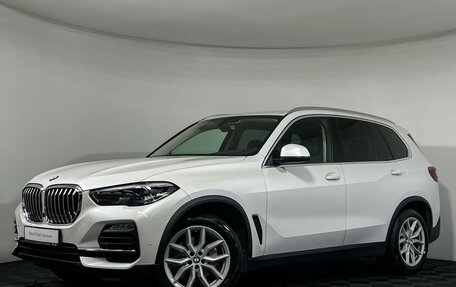 BMW X5, 2019 год, 6 397 000 рублей, 2 фотография
