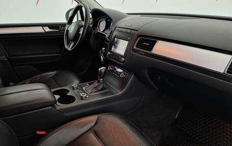 Volkswagen Touareg III, 2012 год, 1 829 000 рублей, 12 фотография